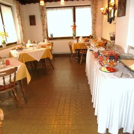 Gastehaus Pirker Guest house *