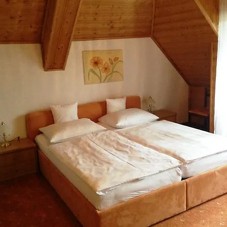 Gastehaus Pirker Dobriach